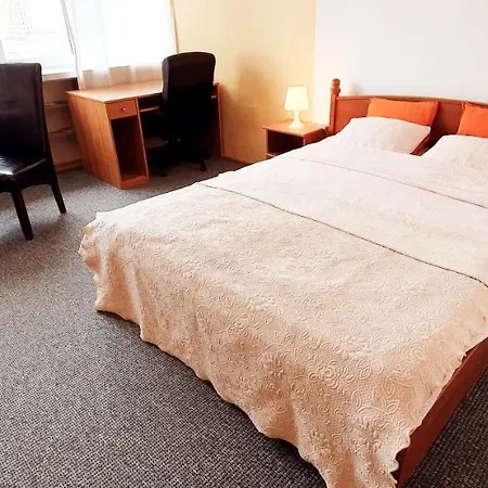 2 Metro Lines Center * Warschau